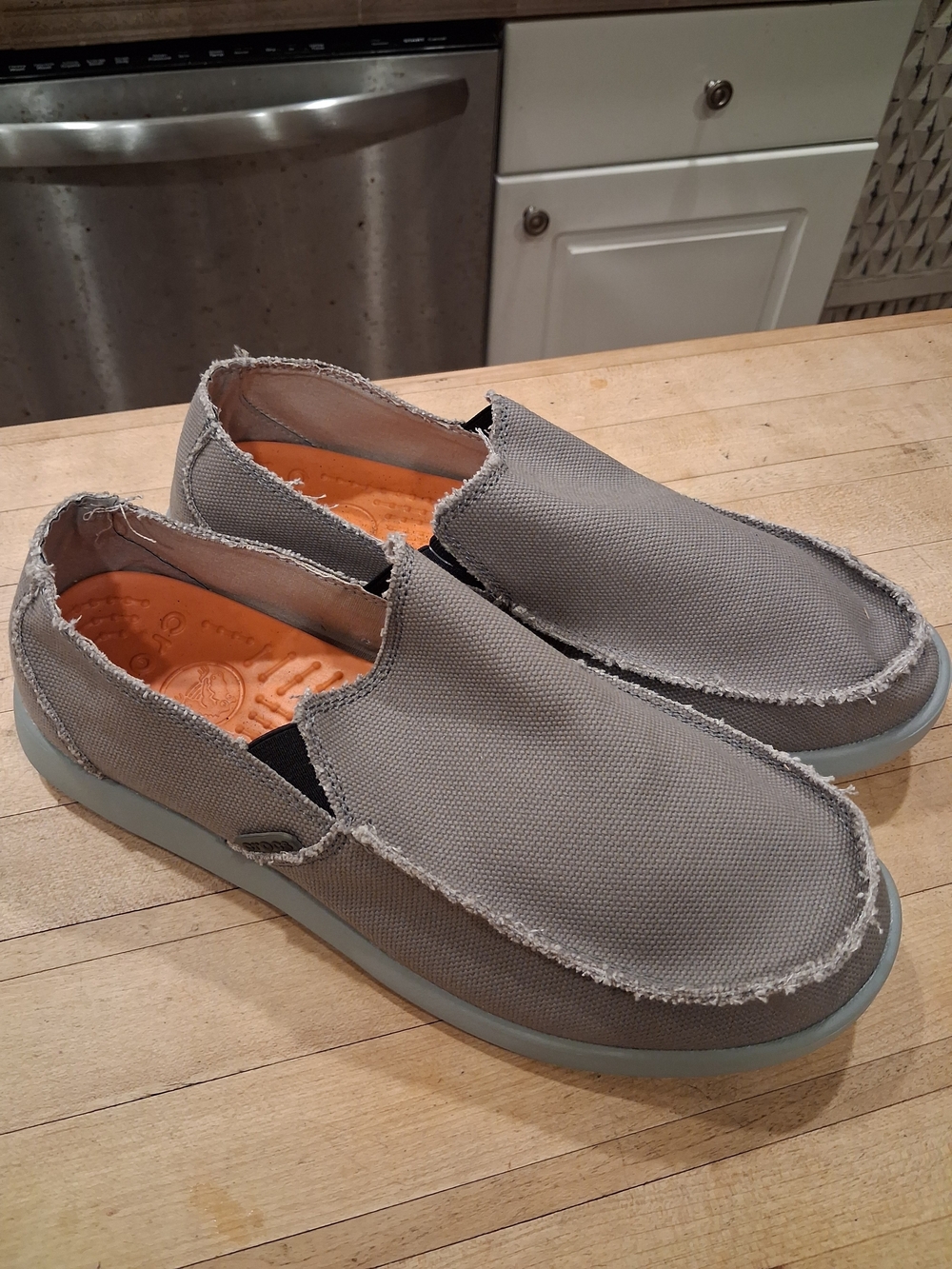 CROCS Santa Cruz Men's Casual Slip-On Loafers in Gray